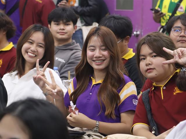 คณะรัฐศาสตร์และสังคมศาสตร์ 