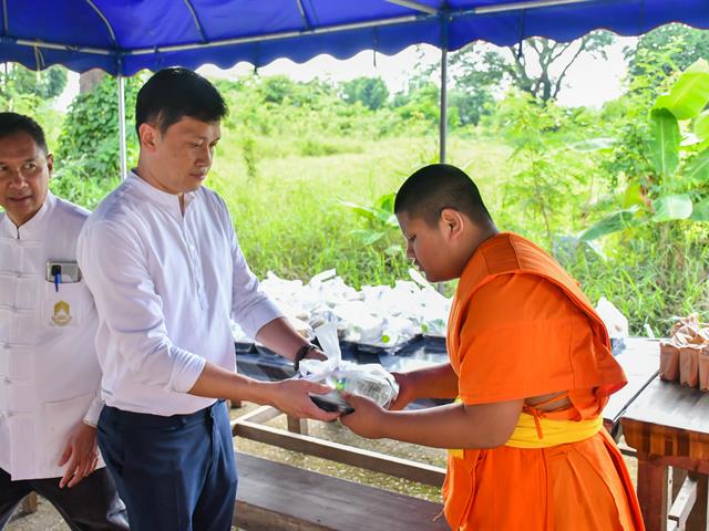 School of Education promoted Lanna wisdom through the ‘Sacred Wooden Buddha Carving’ project at Wat Bun Hom.
