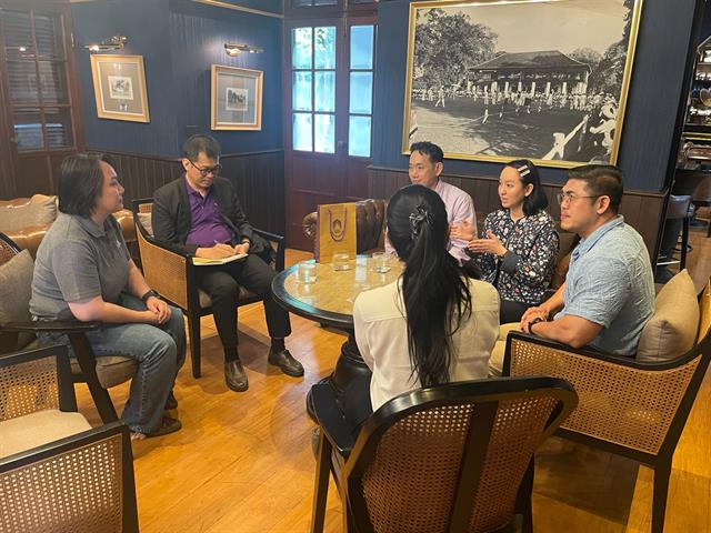 คณะศิลปศาสตร์เข้าศึกษาดูงานและพบผู้บริหารสถานประกอบการ เพื่อหารือความร่วมมือทางวิชาการ