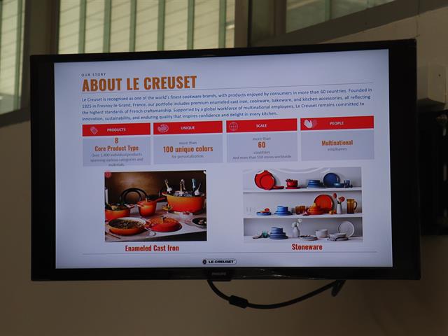 Le Creuset M (19.1).JPG