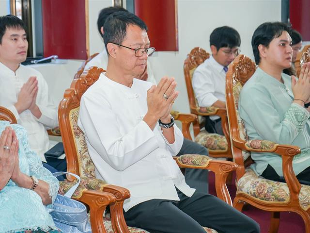 วิทยาลัยการศึกษา เข้าร่วมกิจกรรมประเพณีตักบาตรเทโวโรหณะ ประจำปี 2568