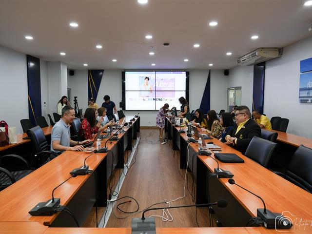 คณะบริหารธุรกิจและนิเทศศาสตร์  