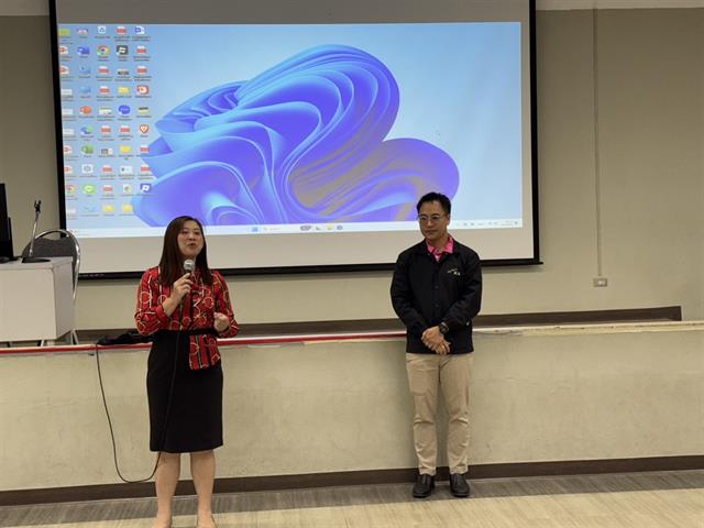 คณะบริหารธุรกิจและนิเทศศาสตร์  
