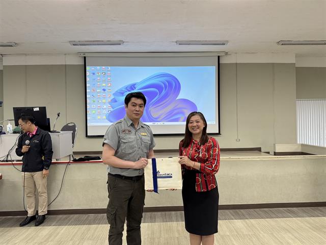คณะบริหารธุรกิจและนิเทศศาสตร์  
