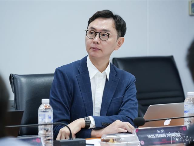 คณะบริหารธุรกิจและนิเทศศาสตร์  