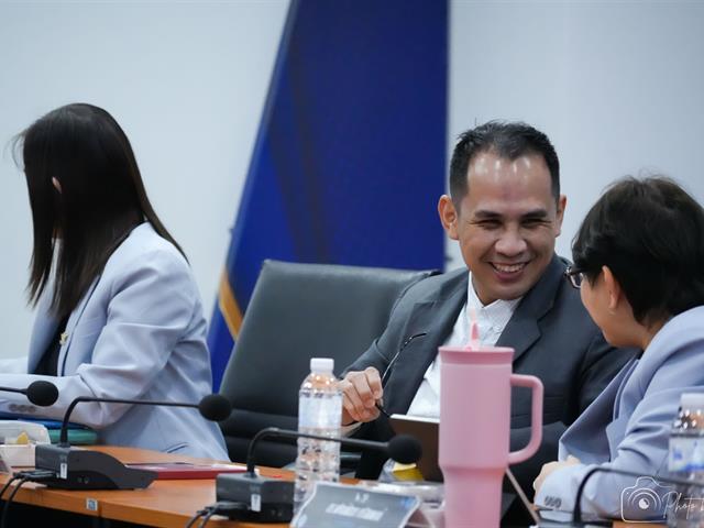 คณะบริหารธุรกิจและนิเทศศาสตร์  