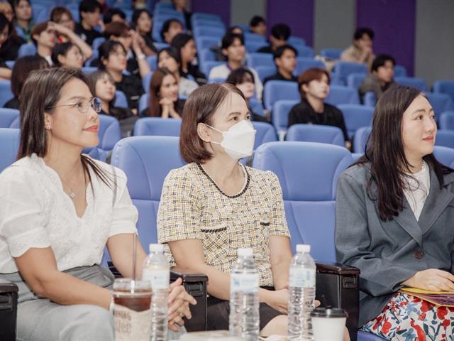 คณะบริหารธุรกิจและนิเทศศาสตร์  