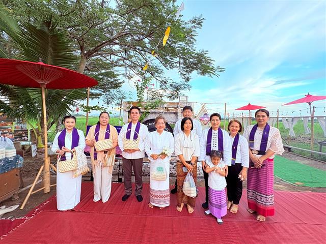 LINE_ALBUM_Grand moment  ขอพรหลวงพ่อศิลา 71068_251008_93.jpg