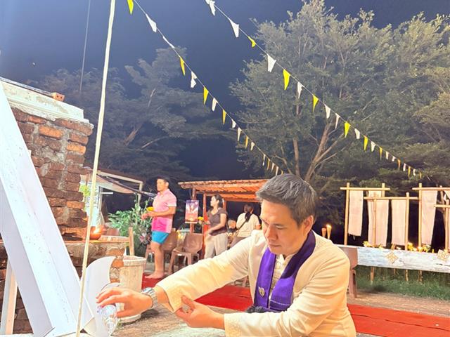LINE_ALBUM_Grand moment  ขอพรหลวงพ่อศิลา 71068_251008_36.jpg