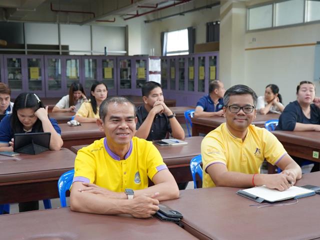 โครงการคณบดีพบบุคลากร ประจำปีงบประมาณ 2569