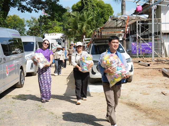 มหาวิทยาลัยพะเยาสืบสานประเพณีตานต้อด ประจำปี 2568 เสริมสร้างความเข้มแข็งด้านคุณธรรมและธรรมาภิบาลในหน่วยงาน ร่วมกับ ชุมชนตำบลแม่กา