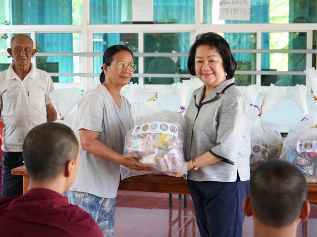 มหาวิทยาลัยพะเยาสืบสานประเพณีตานต้อด ประจำปี 2568 เสริมสร้างความเข้มแข็งด้านคุณธรรมและธรรมาภิบาลในหน่วยงาน ร่วมกับ ชุมชนตำบลแม่กา