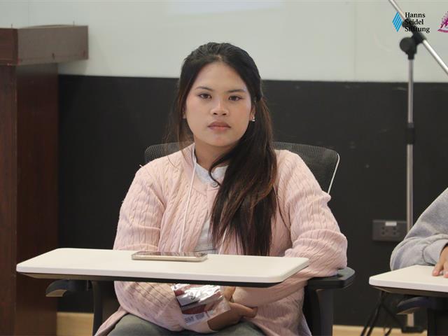 คณะรัฐศาสตร์และสังคมศาสตร์ 