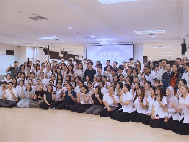 การนำเสนอผลงานทางวิชาการของนิสิตสาขาวิชาเทคนิคการแพทย์  ประจำปีการศึกษา 2568