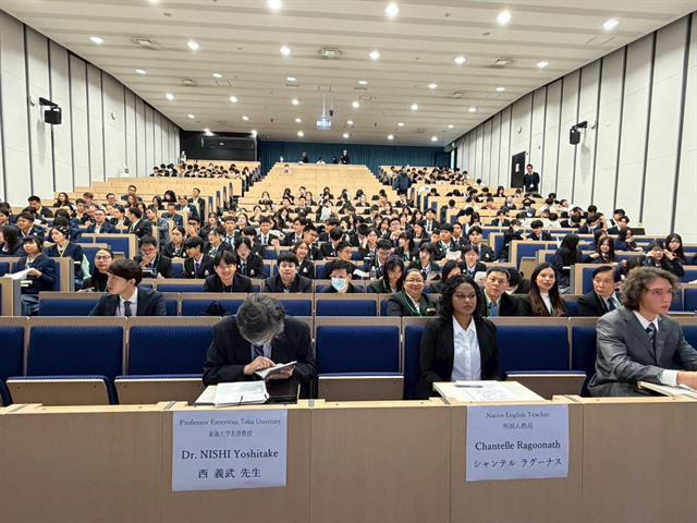 โรงเรียนสาธฺตมหาวิทยาลัยพะเยา