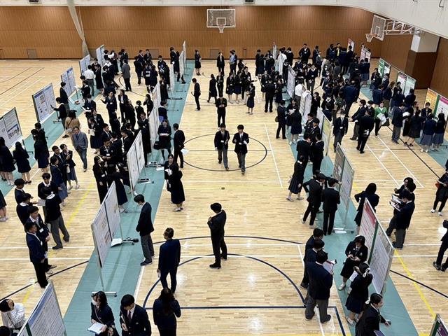 โรงเรียนสาธฺตมหาวิทยาลัยพะเยา