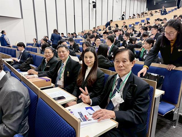 โรงเรียนสาธฺตมหาวิทยาลัยพะเยา