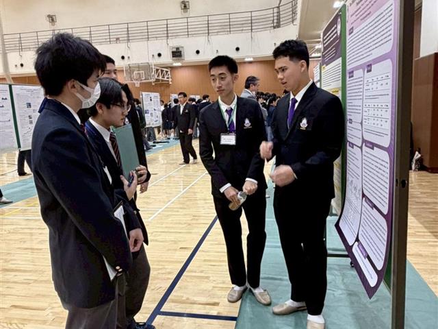 โรงเรียนสาธฺตมหาวิทยาลัยพะเยา