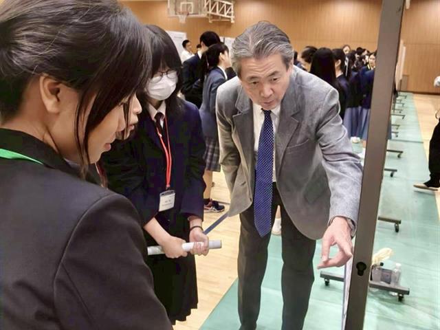 โรงเรียนสาธฺตมหาวิทยาลัยพะเยา