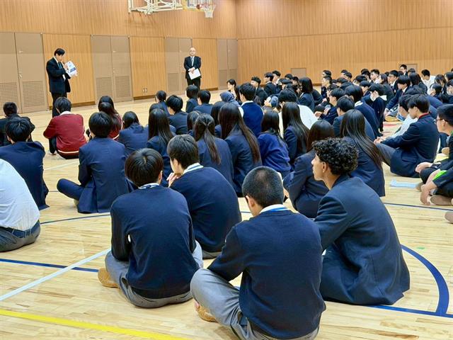 โรงเรียนสาธฺตมหาวิทยาลัยพะเยา