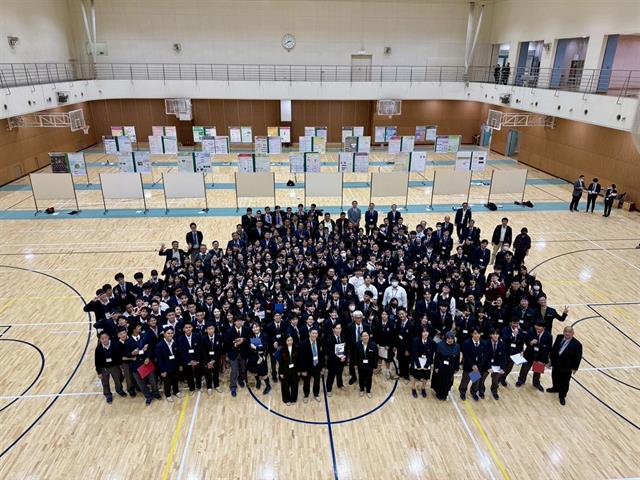 โรงเรียนสาธฺตมหาวิทยาลัยพะเยา