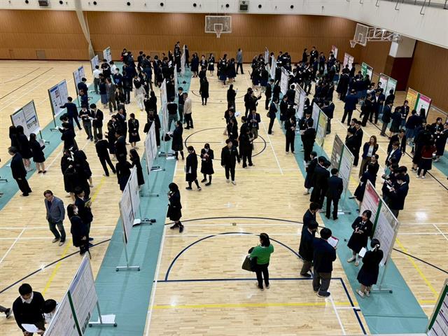 โรงเรียนสาธฺตมหาวิทยาลัยพะเยา