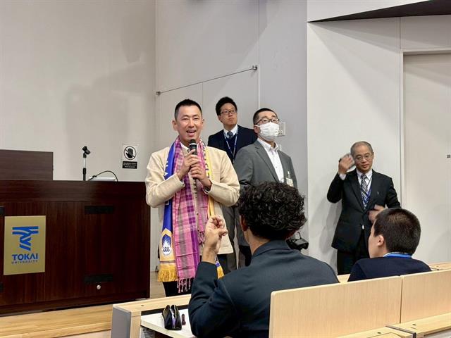 โรงเรียนสาธฺตมหาวิทยาลัยพะเยา