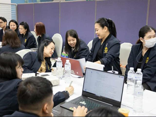 คณะศิลปศาสตร์ มหาวิทยาลัยพะเยา จัดอบรมเชิงปฏิบัติการเรื่อง Outcome-Based Education (OBE) เพื่อพัฒนาการศักยภาพบุคลากรสายวิชาการ