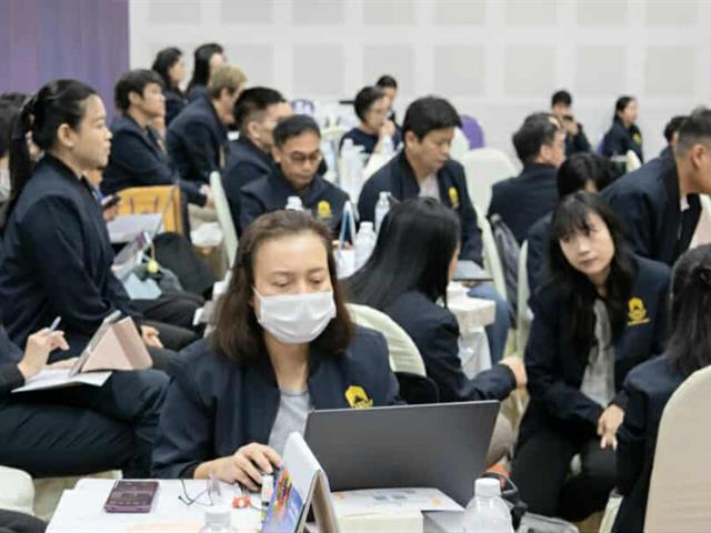 คณะศิลปศาสตร์ มหาวิทยาลัยพะเยา จัดอบรมเชิงปฏิบัติการเรื่อง Outcome-Based Education (OBE) เพื่อพัฒนาการศักยภาพบุคลากรสายวิชาการ