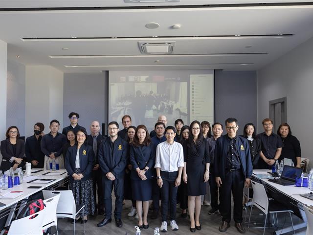 คณะศิลปศาสตร์ มหาวิทยาลัยพะเยา จัดอบรมเชิงปฏิบัติการ “Outcome-Based Education (OBE)” สำหรับคณาจารย์ชาวต่างชาติ