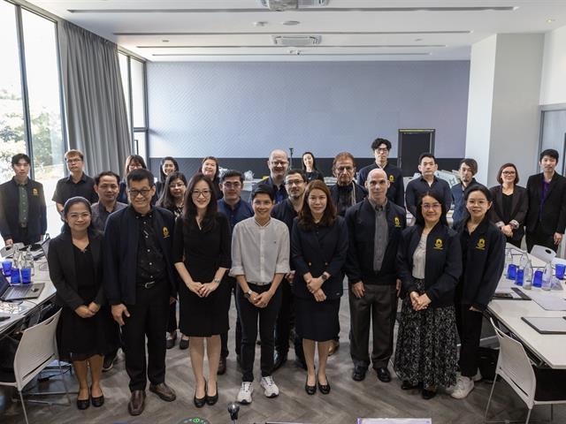 คณะศิลปศาสตร์ มหาวิทยาลัยพะเยา จัดอบรมเชิงปฏิบัติการ “Outcome-Based Education (OBE)” สำหรับคณาจารย์ชาวต่างชาติ