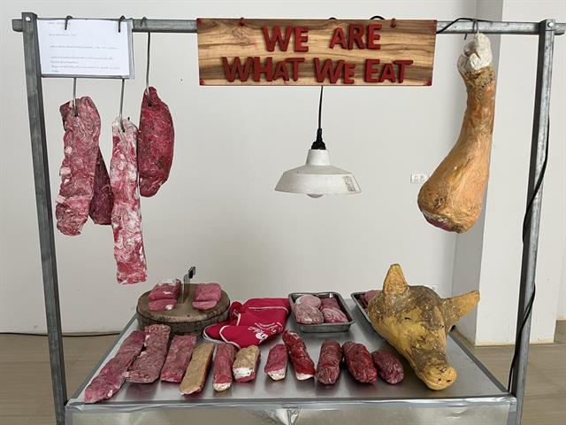 นิทรรศการศิลปนิพนธ์  "ผลิบานตามรอยราก" EXHI BITION ART THESIS 2025