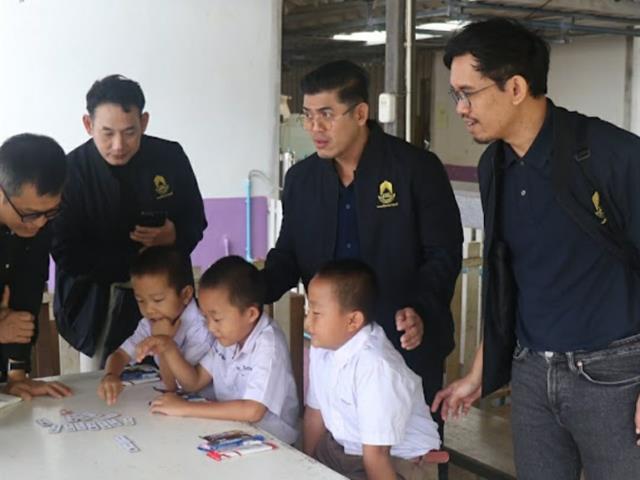 คณะศิลปศาสตร์ มหาวิทยาลัยพะเยา รับการประเมินผลการดำเนินงานวิจัยเชิงพื้นที่ ภายใต้โครงการ UP Sustainable Development Goals และ Reinventing University Project ณ ศูนย์การเรียนรู้อินทรีอาสา บ้านห้วยปุ้ม