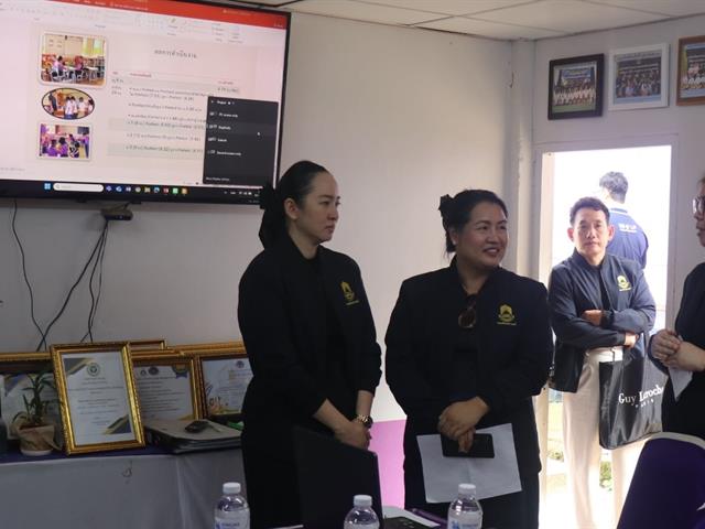 คณะศิลปศาสตร์ มหาวิทยาลัยพะเยา รับการประเมินผลการดำเนินงานวิจัยเชิงพื้นที่ ภายใต้โครงการ UP Sustainable Development Goals และ Reinventing University Project ณ ศูนย์การเรียนรู้อินทรีอาสา บ้านห้วยปุ้ม