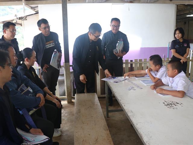 คณะศิลปศาสตร์ มหาวิทยาลัยพะเยา รับการประเมินผลการดำเนินงานวิจัยเชิงพื้นที่ ภายใต้โครงการ UP Sustainable Development Goals และ Reinventing University Project ณ ศูนย์การเรียนรู้อินทรีอาสา บ้านห้วยปุ้ม