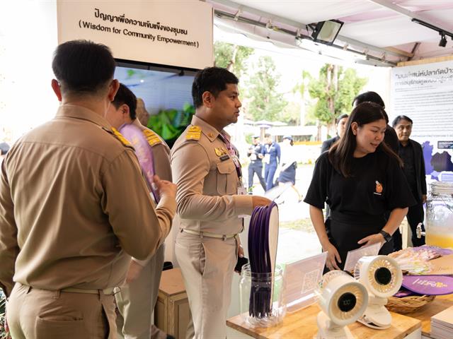 มหาวิทยาลัยพะเยา เข้าร่วมกิจกรรมและร่วมจัดนิทรรศการผลงานวิจัย ในงาน "การประชุมวิชาการและนิทรรศการ ทรัพยากรไทย : หวนดูทรัพย์สิ่งสินตน ครั้งที่ 12" ณ มหาวิทยาลัยแม่โจ้ จังหวัดเชียงใหม่ ระหว่างวันที่ 4 - 10 พฤศจิกายน 2568