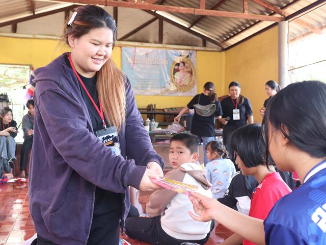 คณะวิศวกรรมศาสตร์ ส่งมอบวัสดุอุปกรณ์ พัฒนาโรงเรียนบ้านแม่อมลาน จังหวัดแม่ฮ่องสอน