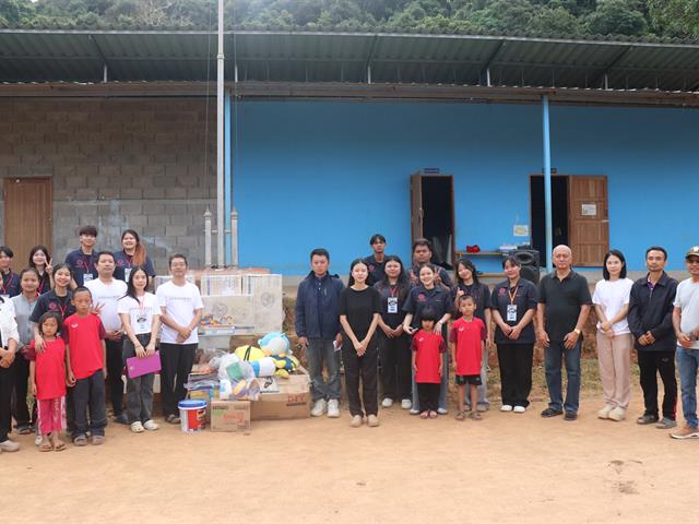 คณะวิศวกรรมศาสตร์ ส่งมอบวัสดุอุปกรณ์ พัฒนาโรงเรียนบ้านแม่อมลาน จังหวัดแม่ฮ่องสอน