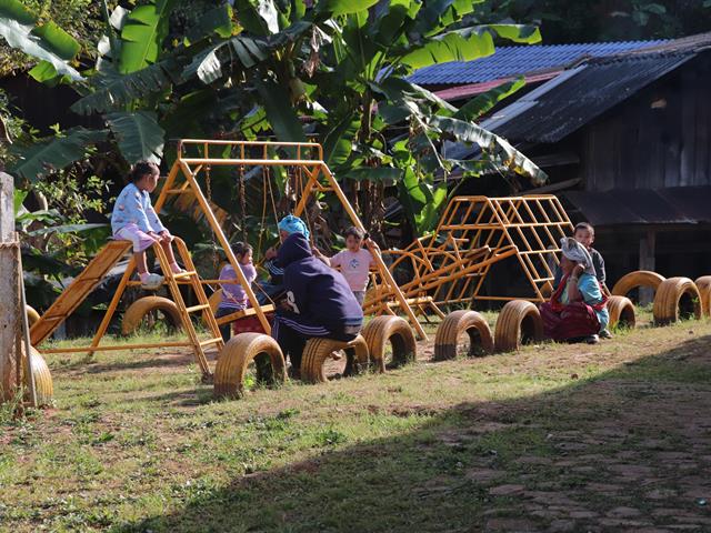คณะวิศวกรรมศาสตร์ ส่งมอบวัสดุอุปกรณ์ พัฒนาโรงเรียนบ้านแม่อมลาน จังหวัดแม่ฮ่องสอน