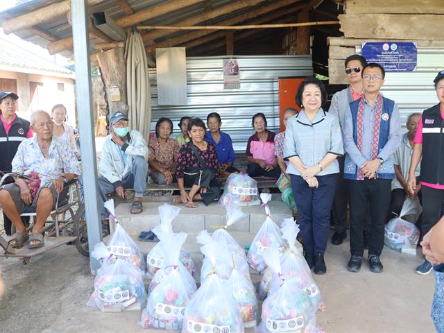 คณะรัฐศาสตร์และสังคมศาสตร์ 