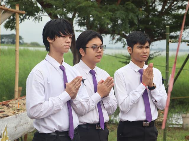 คณะรัฐศาสตร์และสังคมศาสตร์ 