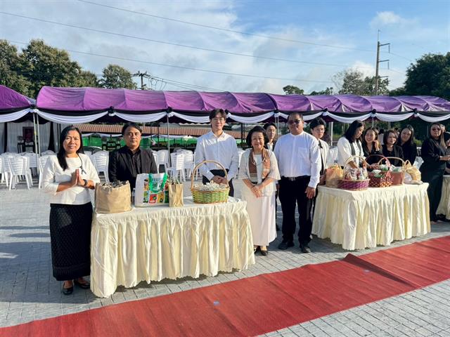 มหาวิทยาลัยพะเยาจัดพิธีตักบาตรถวายเป็นพระราชกุศลปัณรสมวาร  15 วัน  สมเด็จพระนางเจ้าสิริกิติ์ พระบรมราชินีนาถ พระบรมราชชนนีพันปีหลวง 