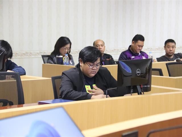 จัดประชุมบุคลากรกองกิจการนิสิต