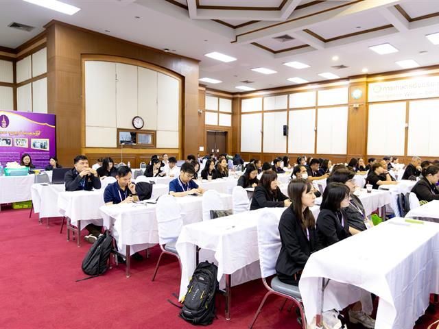 มหาวิทยาลัยพะเยาร่วมเสวนา "อพ.สธ. กับการเปลี่ยนแปลงสภาพภูมิอากาศ" นำเสนอผลงานหน่วยรับรองมาตรฐาน ISO และเส้นทางสู่ Net Zero 2050