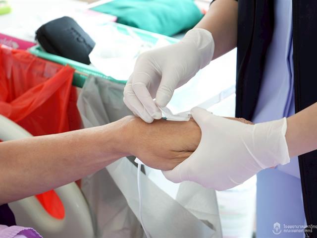 ส่องกล้องสัญจรคัดกรองมะเร็งลำไส้ใหญ่