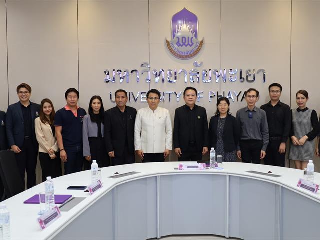 วิจัยและนวัตกรรมพัฒนาเศรษฐกิจสังคม และชุมชน เน้นการผลิตงานวิจัยที่มีคุณภาพและนวัตกรรมที่ตอบโจทย์การพัฒนาพื้นที่และสังคม สร้างมูลค่าเพิ่มทางเศรษฐกิจและยกระดับคุณภาพชีวิตของประชาชนในทุกระดับ