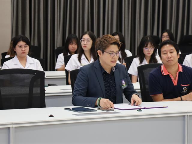 วิจัยและนวัตกรรมพัฒนาเศรษฐกิจสังคม และชุมชน เน้นการผลิตงานวิจัยที่มีคุณภาพและนวัตกรรมที่ตอบโจทย์การพัฒนาพื้นที่และสังคม สร้างมูลค่าเพิ่มทางเศรษฐกิจและยกระดับคุณภาพชีวิตของประชาชนในทุกระดับ