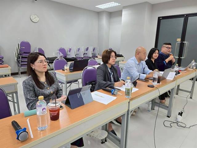 วิทยาเขตเชียงราย สอบโครงร่างงานวิจัยนิสิตบริหารธุรกิจมหาบัณฑิต