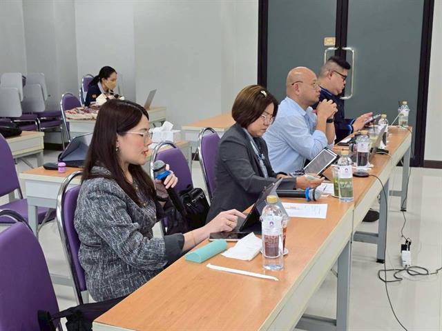 วิทยาเขตเชียงราย สอบโครงร่างงานวิจัยนิสิตบริหารธุรกิจมหาบัณฑิต