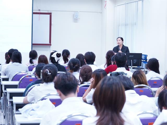 นิสิตพบอาจารย์ที่ปรึกษาวิชาการ ประจำปีภาคศึกษา 2/2568